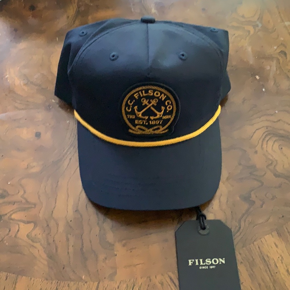 FILSON CO CAPTAINS ROPE HAT SNAPBACK NAVY GOLD NWT